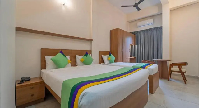 Номер Premium Itsy Hotels Avani Stays, Vyttila, Kochi