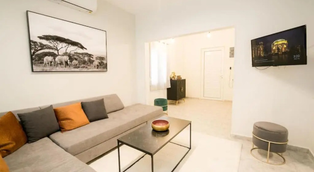 *Magnifique* New House - Full Comfort!, Book Hotel Volos 
