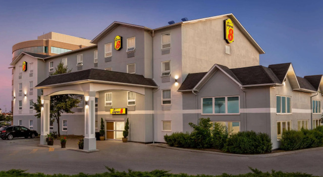 Super 8 by Wyndham Ajax/Toronto On, Rezerwuj Hotel Ajax Durham Region