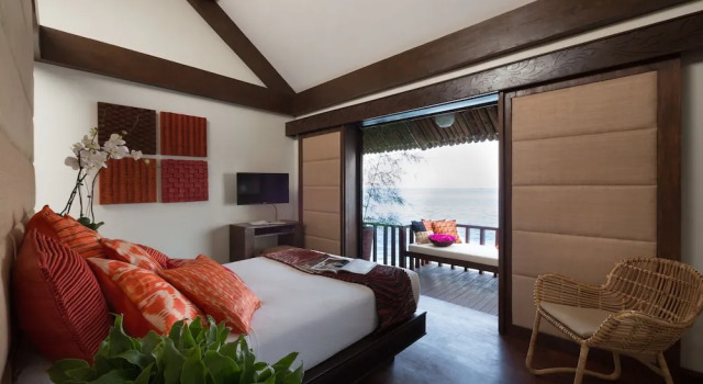 Коттедж с балконом Pearl Farm Beach Resort