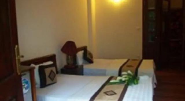 Phu Nhuan Hotel 3