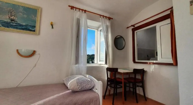 3 A beautiful apartment with a sea view, Prenota Appartamento Città di Lesina 
