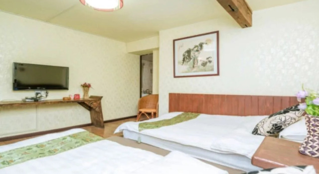 Fengzeju Hostel, Забронировать Хостел Лицзян Юньнань, рядом с Улица Сквер-стрит Древнего города Даянь