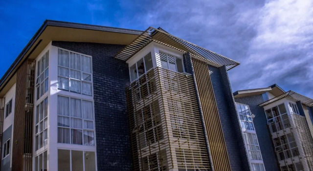 Bayanihan flats Condo, Book Hotel Mactan 
