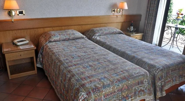 Hotel Vittoria, Buchen Sie Hotel Premeno Lago Maggiore