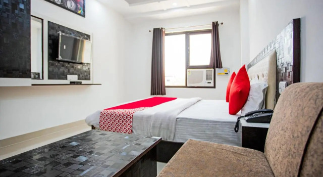 Capital O 42035 Hotel Raj Ganga, Rezervovat Hotel Rāiwāla Uttarakhand