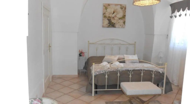B&B La Collina degli Ulivi, Buchen Sie Bed & Breakfast Fasano Region Fasano