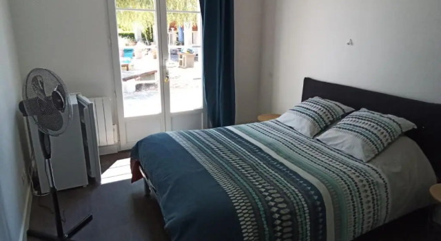 Le cheminblanc suite parentale, Prenota Hotel Hotel a Charente con piscina, Piscina