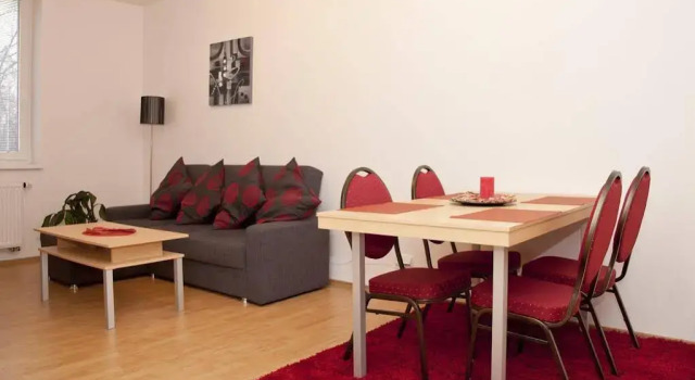 Hotel Spolcentrum, Rezervovat Hotel Hotely v Prešovský kraj s parkováním, Parkování