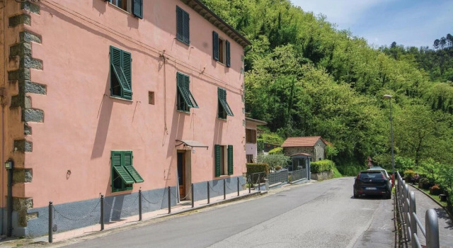 Amazing Apartment in Bagni di Lucca -lu- With 2 Bedrooms