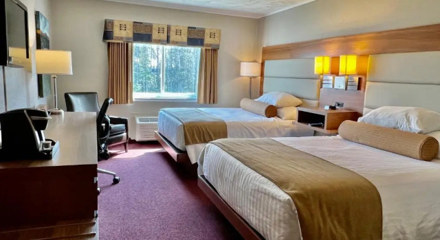 Четырёхместный номер Standard Atlantic Host Hotel, Trademark Collection by Wyndham