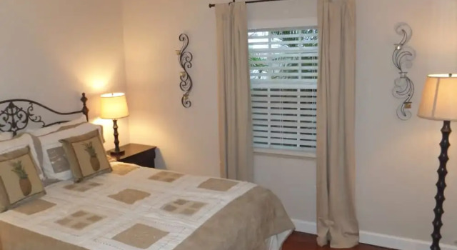 Casa Pina, Rezerwuj Hotel Hotele w Palm Beach County z basenem, Basen