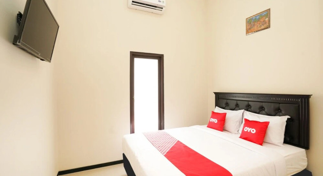 Anie Residence by OYO Rooms