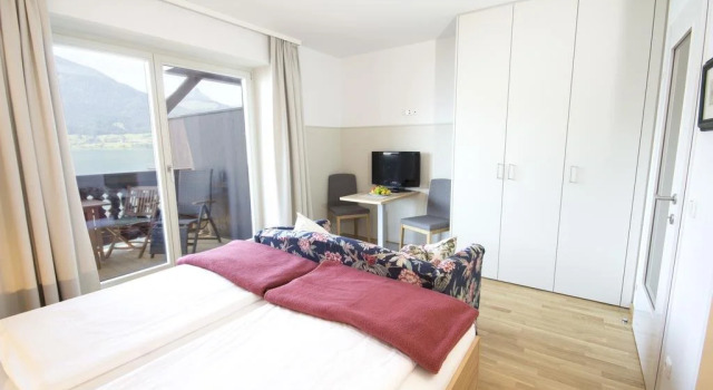 Pension Seehof Appartements, Book Hotel Sankt Wolfgang im Salzkammergut 