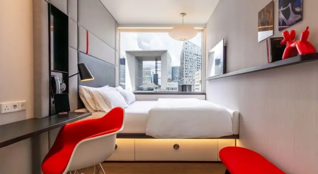 Двухместный номер Standard citizenM Paris La Défense