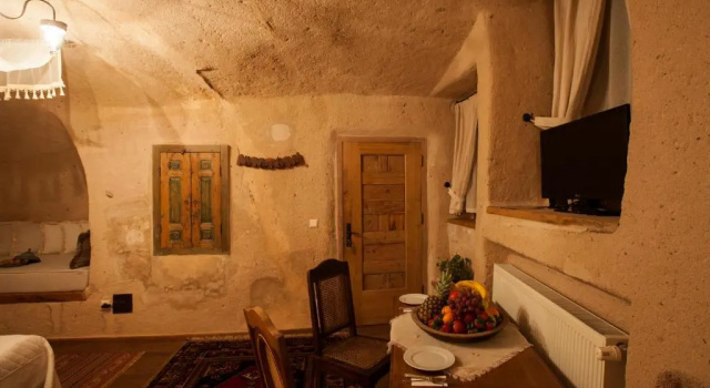 Люкс Cronos Cappadocia Cave Hotel