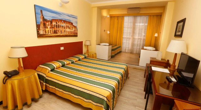 Четырёхместный номер Standard Hotel Giardino dEuropa