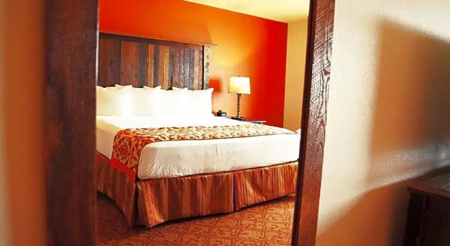 Четырёхместный номер Deluxe Hoover Dam Lodge