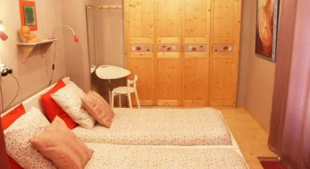 Holiday Home LA VIOLETTE, Réserver Appartement Canton de Brossac 