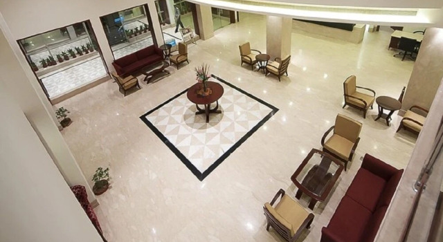 Park Square Hotel And Banquet