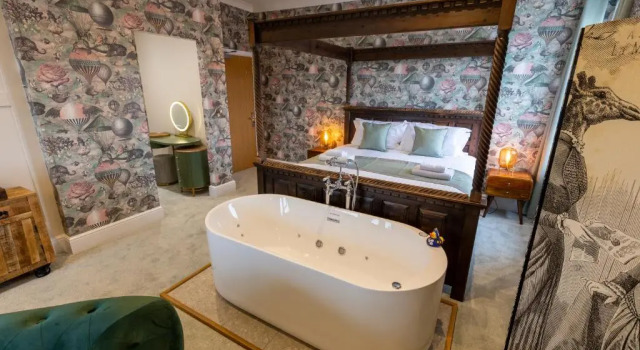 Люкс Deluxe The Resolution Hotel