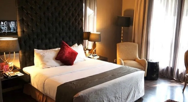 Standard Zimmer Amaroossa Hotel Bandung Indonesia