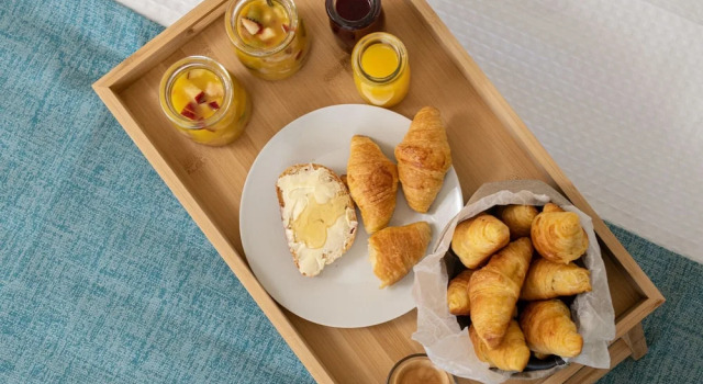 Люкс с 2 комнатами с видом на море Etesians Suites & Villas