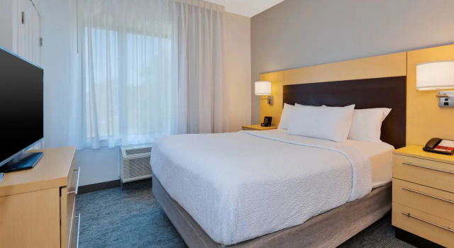 Люкс с 2 комнатами TownePlace Suites by Marriott Nashville Airport