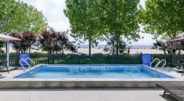 Beidaihe West Sea Homestay, Rezervați Hotel Qinhuangdao Hebei