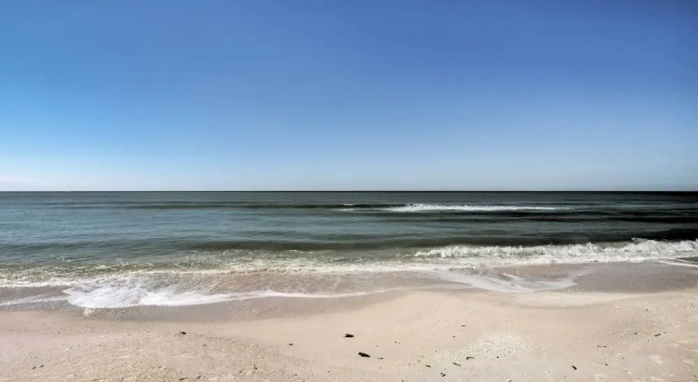 Апартаменты Bonita Springs Condo 4 Mi to Beach: Private Patio!