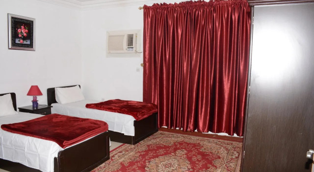 Al Eairy Furnished apt Al Madinah 1, Забронировать Апарт-отель Медина Эль-Мадина, рядом с Madina Mall