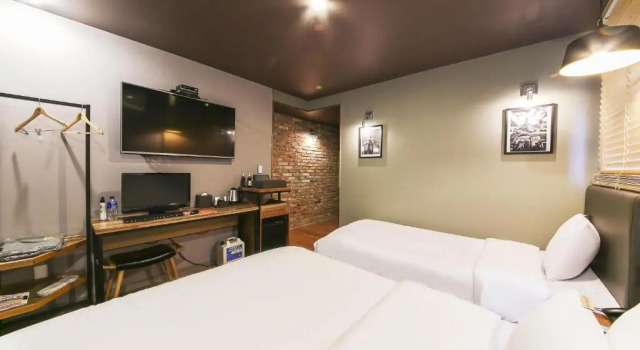 Camera tripla Standard Hotel Gray