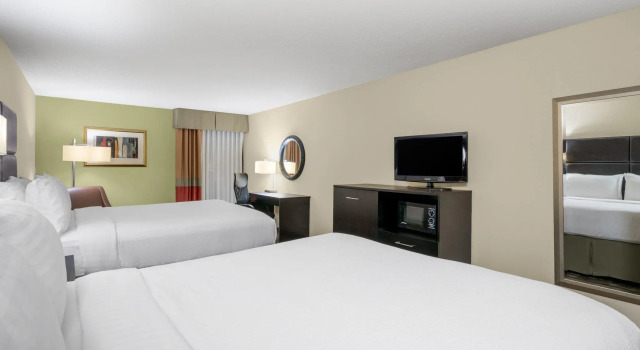 Номер Standard Holiday Inn Morgantown - Reading Area by IHG