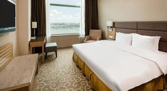 Номер Premium Holiday Inn Riverside Wuhan by IHG