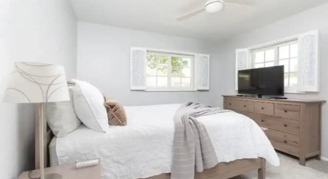 Коттедж ELM - Modern 4BD / Private Pool & Walk to Biltmore