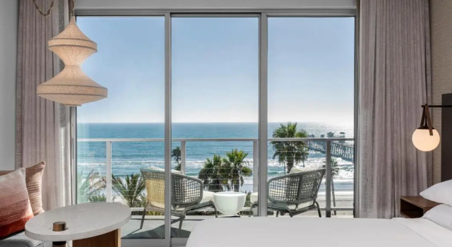 Двухместный номер Standard oceanfront Mission Pacific Beach Resort, part of JdV by Hyatt