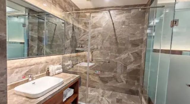 Люкс Deluxe Jinxin Hostel