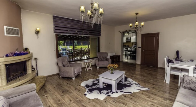 Myhome Sapanca, Varaa Hotelli Hotellit Marmara-alue pysäköinnillä, Pysäköinti