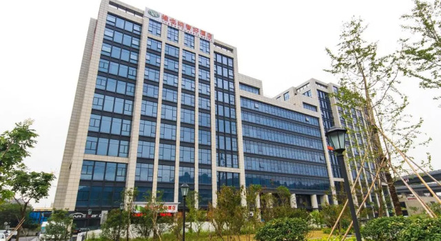 Vienna Hotel Hangzhou Ban Shan Shiqiao Branch, Rezerwuj Hotel Tanie hotele w Hangzhou