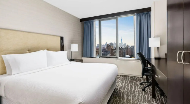 Двухместный номер с видом на город Fairfield Inn & Suites by Marriott New York Midtown Manhattan/Penn Station