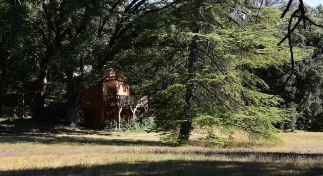 Коттедж с балконом Château Mentone