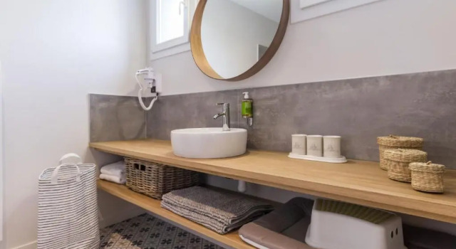 Gîte cosy bord de mer avec spa à 5 min de la plage et commerces, 2 terrasses, idéal famille et bébé - FR-1-306-1192, Забронировать Отель Порник Loire-Atlantique, рядом с Казино Порника