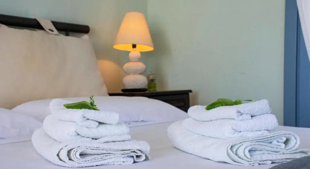 Villa Aqua Marina, Rezerwuj Willa Hotele w Kea z basenem, Basen