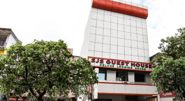 SPOT ON 48248 Sjs Guest House, Забронировать Гостевой дом Гостевые дома Ченнаи, Гостевой дом