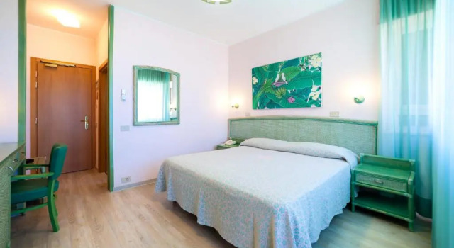 Номер Superior Hotel American
