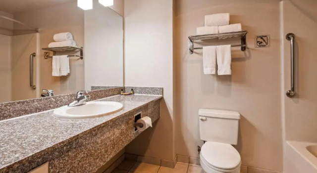 Номер Standard Best Western PLUS Memorial Inn