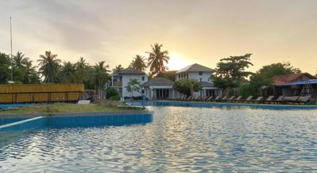 Номер Standard с видом на бассейн Amaluna Resorts