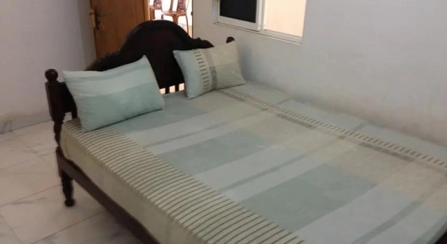 Pradeep Holiday Home, Забронировать Хостел Анурадхапура округ Анурадхапура