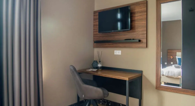 Двухместный номер Standard Amsterdam Lake Hotel