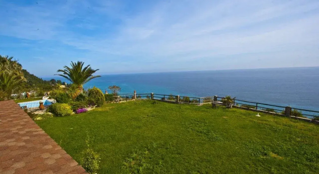 Andy's Place II Amazing Sea view